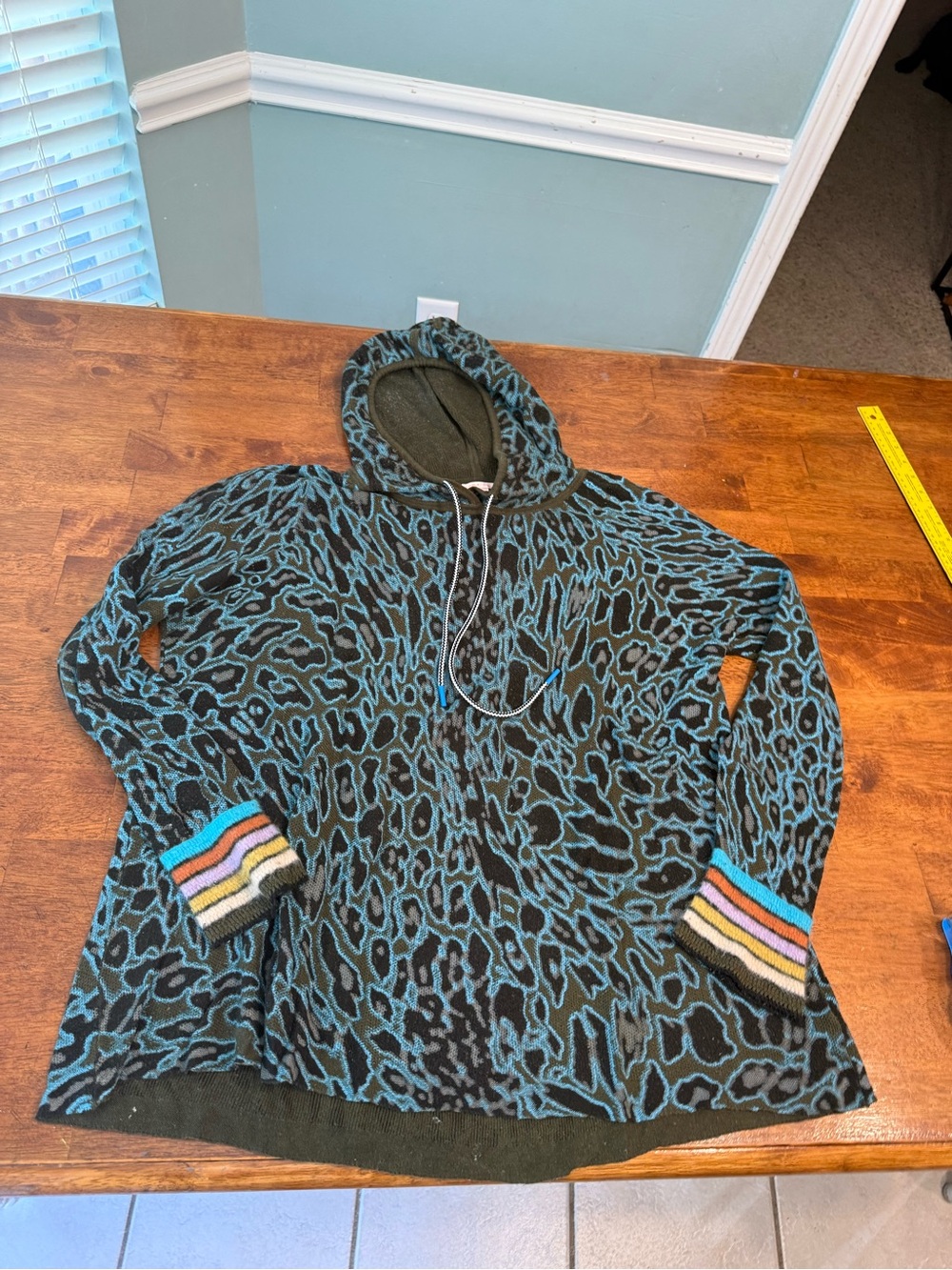 Lisa Todd Animal Print Knit Hoodie Sweater Blue Leopard Rainbow Cuff Luxe 2X